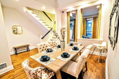 Apartamento Massive Foggy Bottom Townhouse #1084