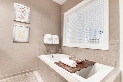 Apartamento Watersound 99 Compass Point Way S #305 Condo