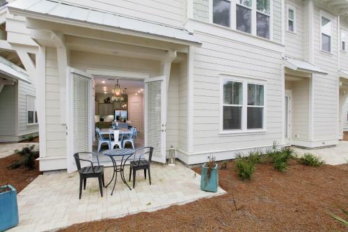 Prominence On 30a Pet Friendly Beach Homes