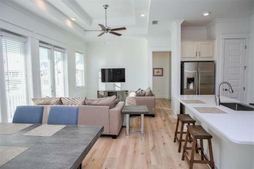 Prominence On 30a Pet Friendly Beach Homes