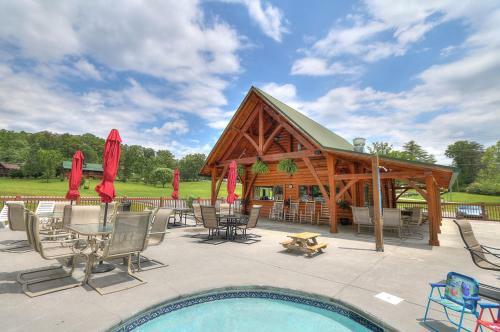 Misty Cove - Sevierville Cabin