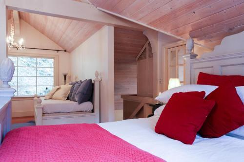Swedish Stuga Vacation Rental