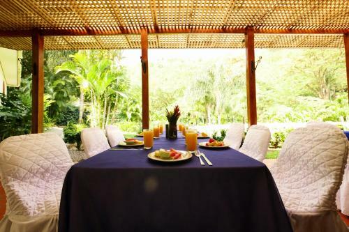 Hotel Rio Perlas