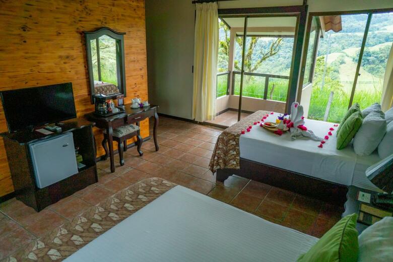 Hotel Monta�a De Fuego