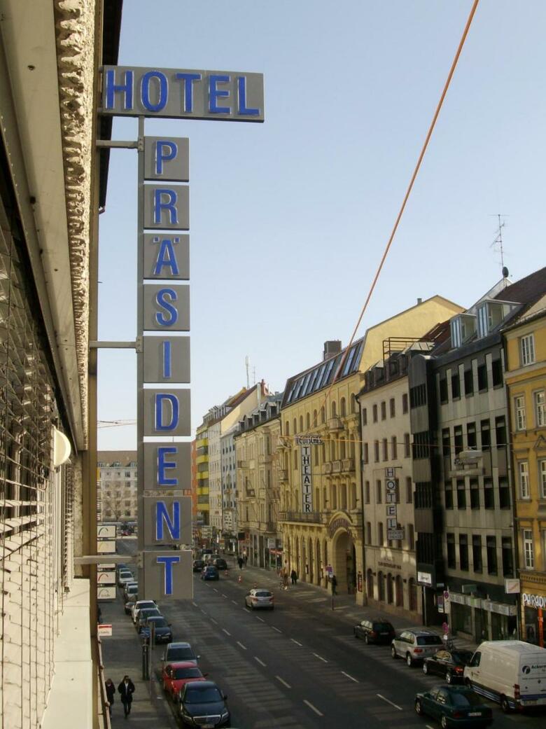 Hotel Prasident