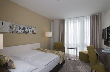 Hotel Holiday Inn Munich-unterhaching