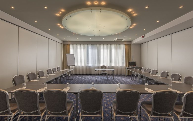 Hotel Holiday Inn Munich-unterhaching