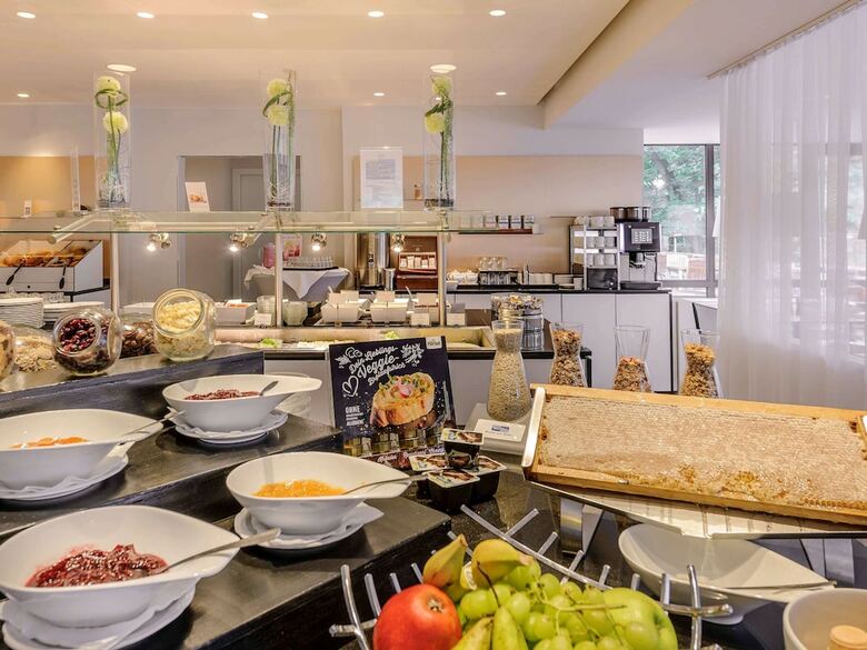 Hotel Congress Mercure Nuerenberg An Der Messe