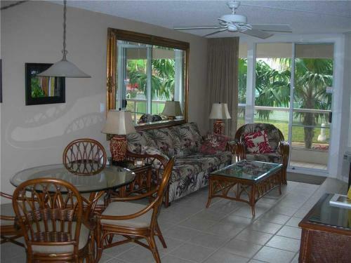 Apartamento Maui Banyan Q-104 Condo