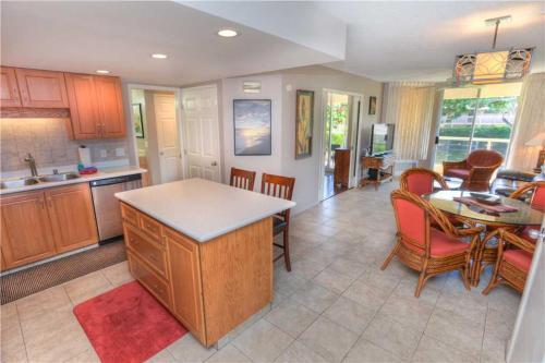 Apartamento Maui Banyan #g-202 Condo