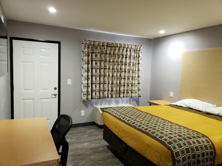 Motel Regal Inn