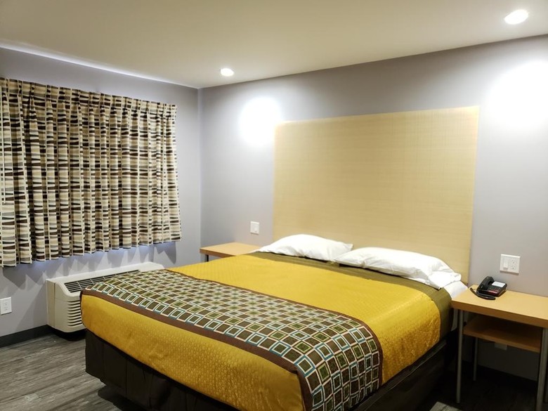 Motel Regal Inn