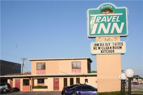 Motel Plaza Travel Inn