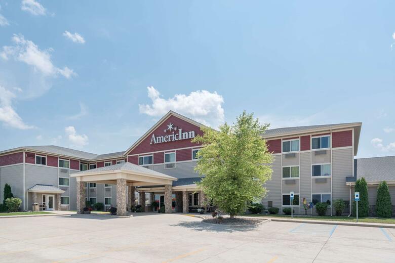 Hotel Americinn Lodge & Suites Newton