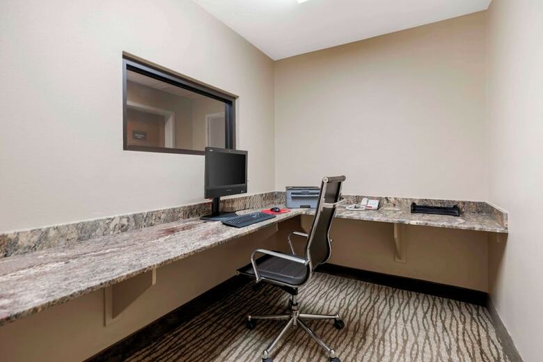 Hotel Comfort Suites Port Allen