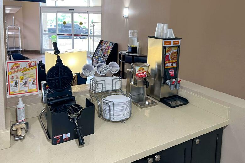 Hotel Quality Inn And Suites Surprise