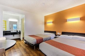 Motel 6 Monterey - Marina