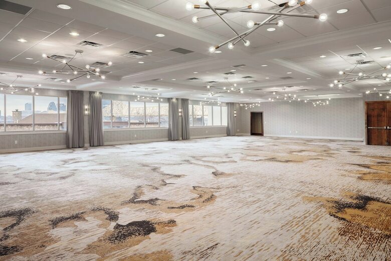 Sheraton Louisville Riverside Hotel