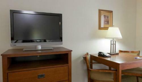 Holiday Inn Express Hotel & Suites Mattoon