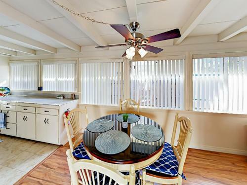 Apartamento 1137 Montauk Ln Duplex Lower Unit Duplex