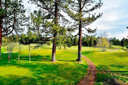 Truckee Meadows Golf Course Vacation Home - 3br/2.5ba