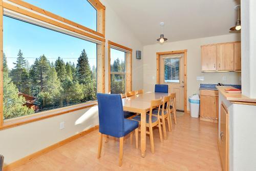 Casa Martin - Truckee Vacation Rental Home