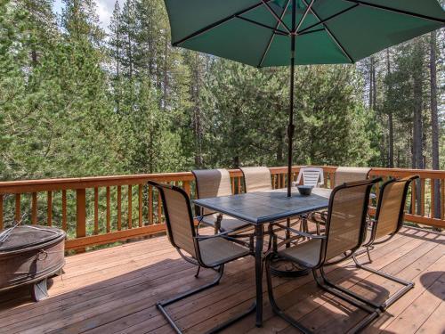 11454 Chalet Rd Home