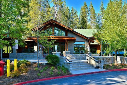 Alpine Forest View Cabin In Tahoe Donner Truckee Ca Home