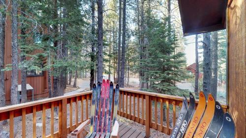 Family Mountain Chalet - 2br/2ba