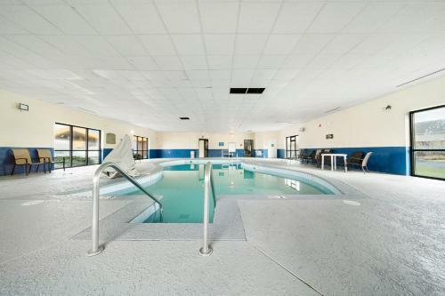 Hotel Baymont Inn & Suites Muncie