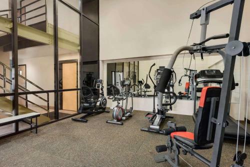 Hotel Baymont Inn & Suites Muncie