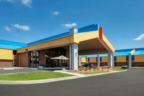 Hotel Baymont Inn & Suites Muncie