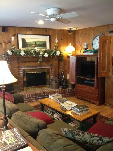 Bed & Breakfast The White House Inn