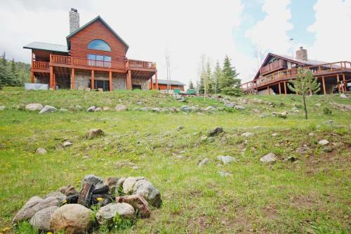 River Chant Lodge