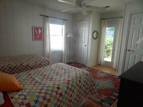 Union Pier Sawyer Lake House Cottage