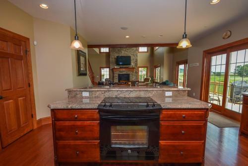 Serenity Now Five-bedroom Holiday Home