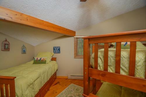 Blue Moon Three-bedroom Holiday Home