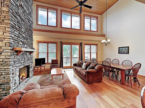 Wolf Ridge Townhome #156397 Townhouse