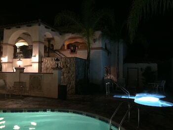 Motel Chantico Inn & Suites