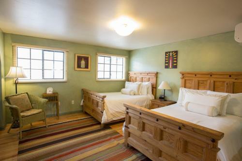 Hotel Blue Iguana Inn
