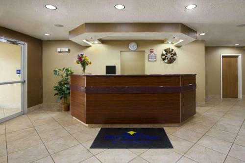 Hotel Microtel Inn & Suites By Wyndham Lithonia/stone Mountain