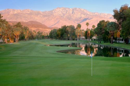 Hotel Welk Resorts Desert Oasis
