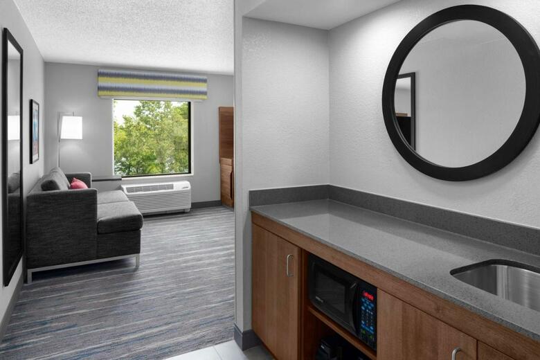 Hotel Hampton Inn & Suites Grand Rapids-airport 28th St