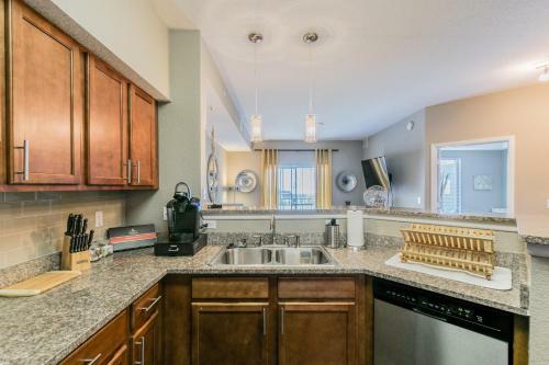 Deluxe Channelside Apartment (bc-c522)