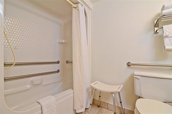 Hotel Americas Best Value Inn Camelot