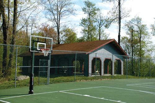 Memory Lane Four-bedroom Holiday Home