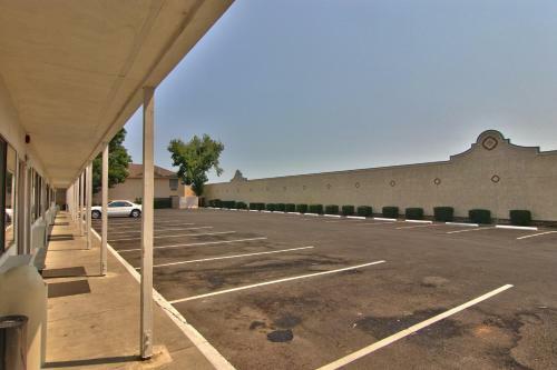 Motel 6 Woodland - Sacramento Area