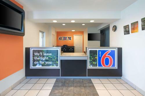Motel 6 Woodland - Sacramento Area