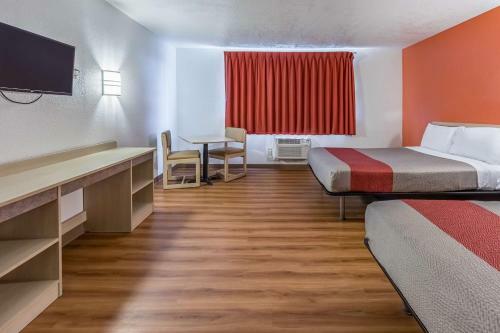 Motel 6 Beaverton
