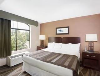 Hotel Wingate By Wyndham Raleigh Durham / Airport
